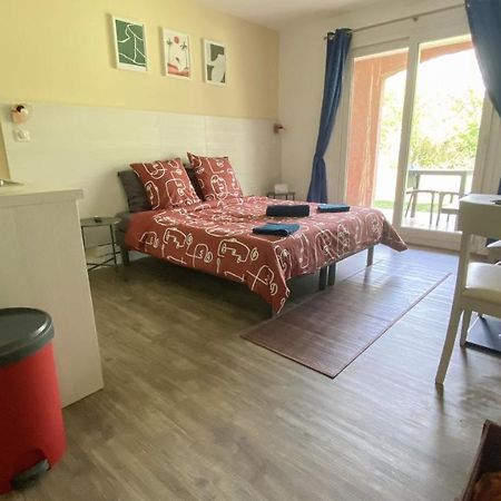 Joli Studio Camargue Lou Rouge Arles Buitenkant foto